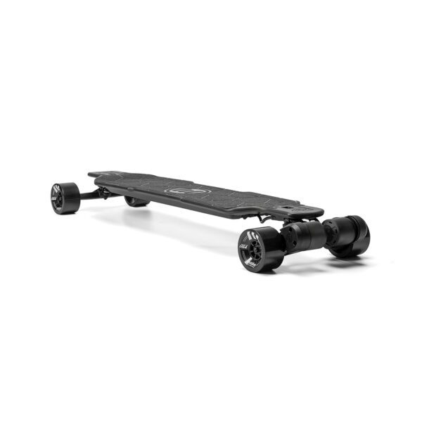 Evolve Skateboards GTR2 Carbon Street electric skateboard