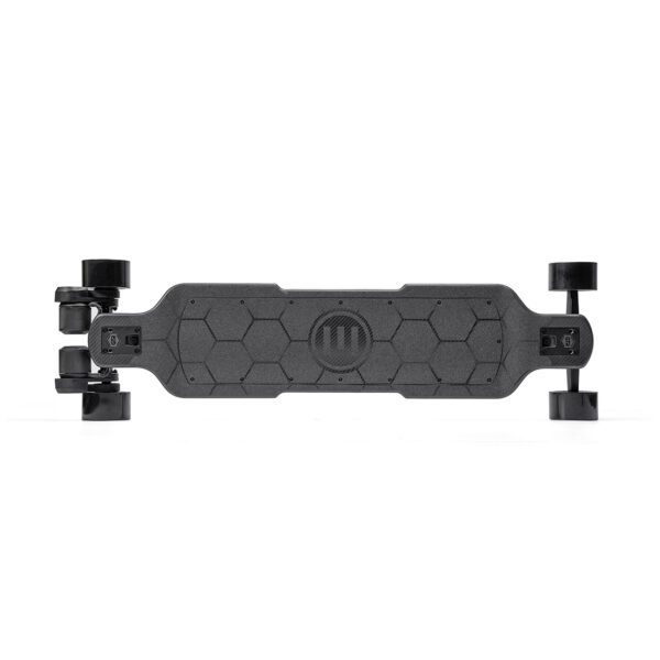 Evolve Skateboards GTR2 Carbon Street electric skateboard